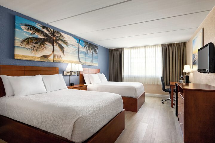 2 Double Beds Accessible (4 of 8)