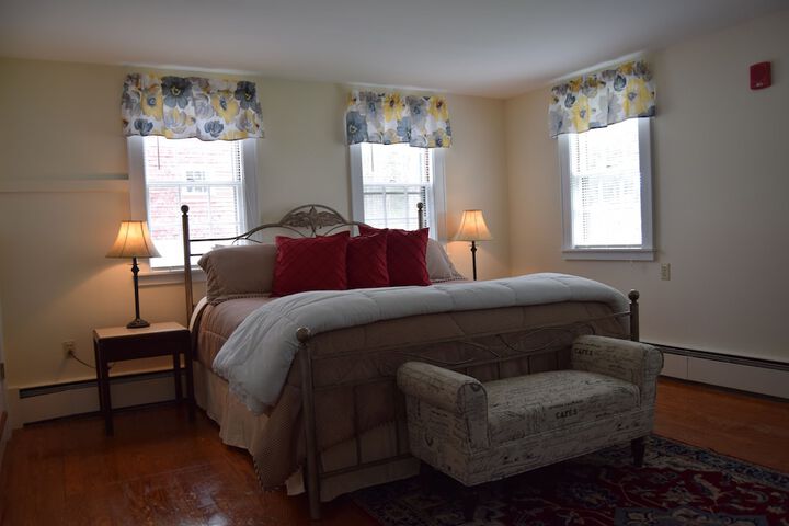 Room 10 of 63