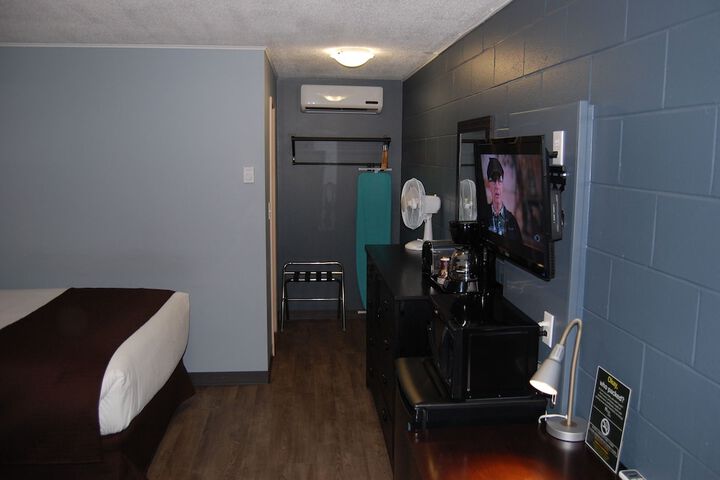 Room 15 of 47