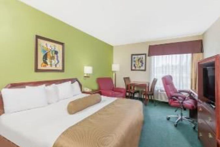 Room 22 of 65