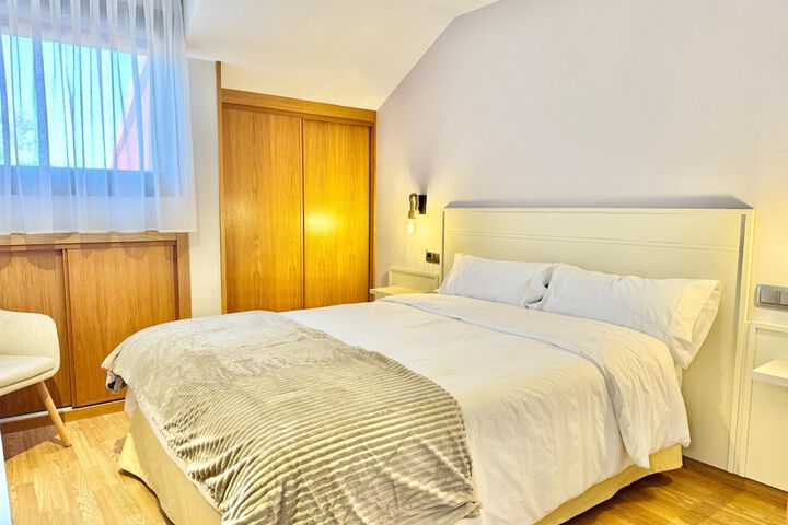Room 48 of 80