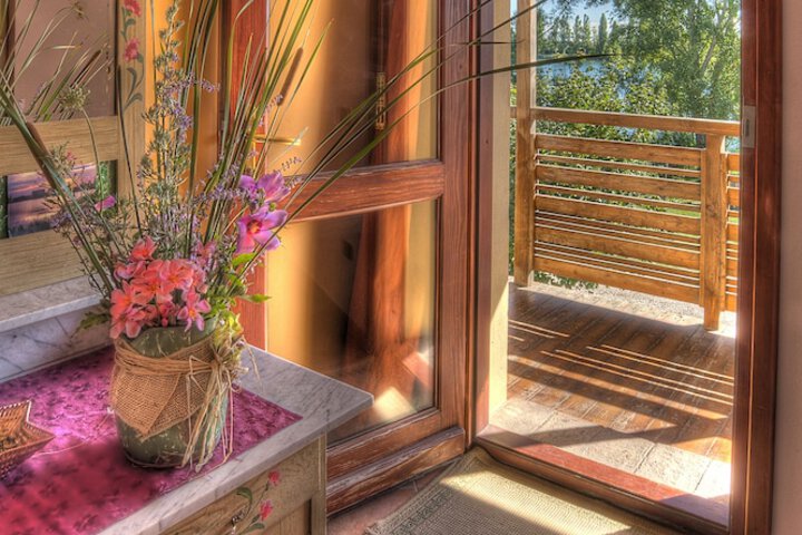 Room 2 of 35