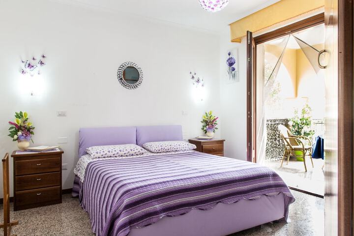 Room 4 of 39