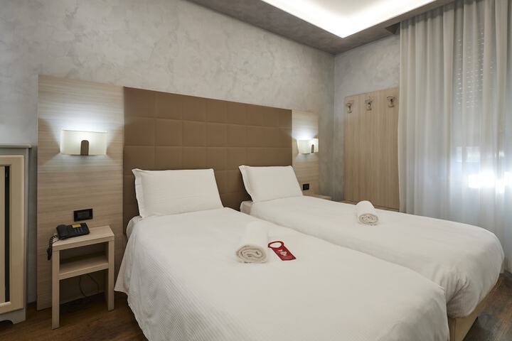 Room 5 of 59