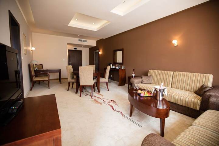 Room 16 of 63