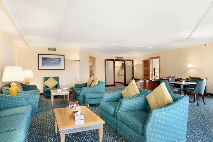 Room 35 of 110