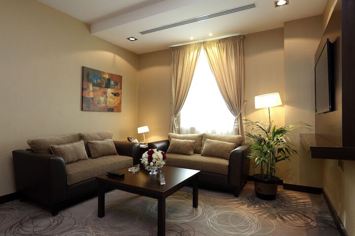 Room 30 of 61