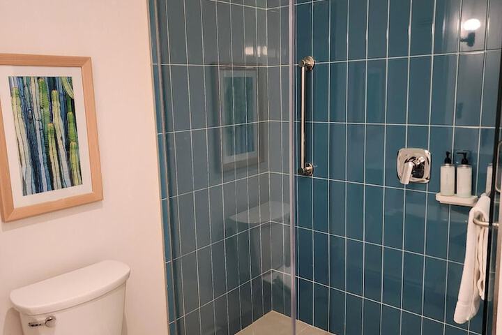 Room 82 of 129