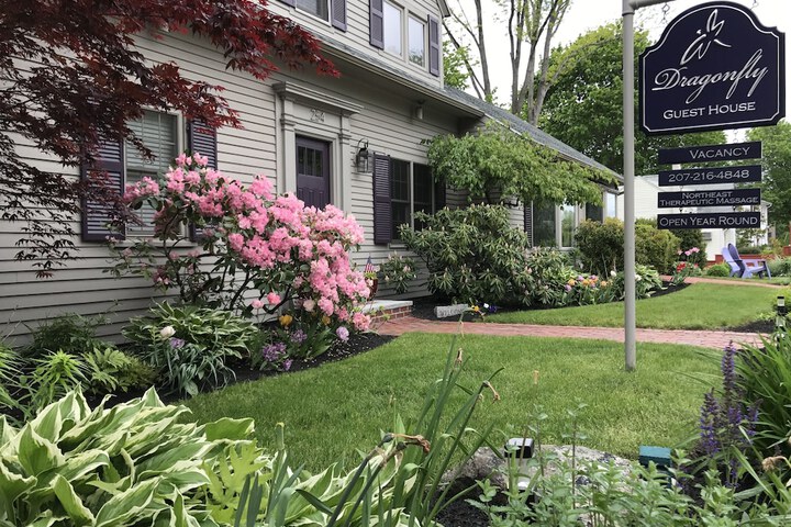 Hotel Exterior 57 of 63