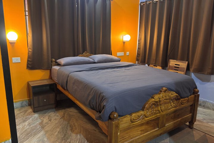 Room 26 of 73