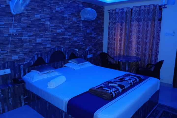 Room 7 of 23