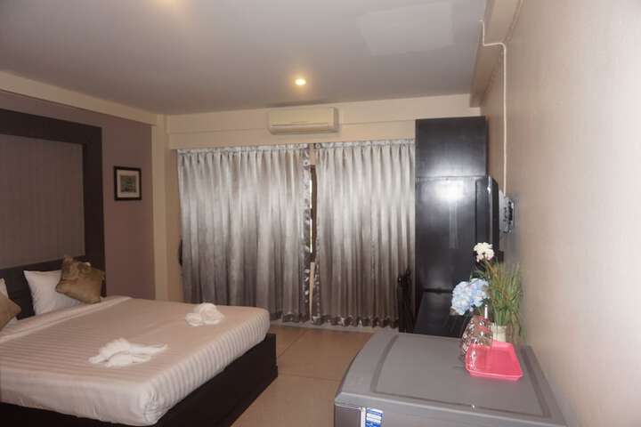 Room 17 of 50