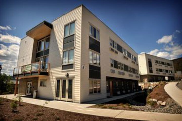 Residence & Conference Centre Merritt