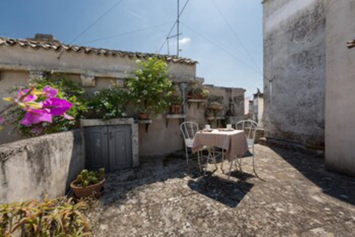 Terrace/Patio 29 of 31