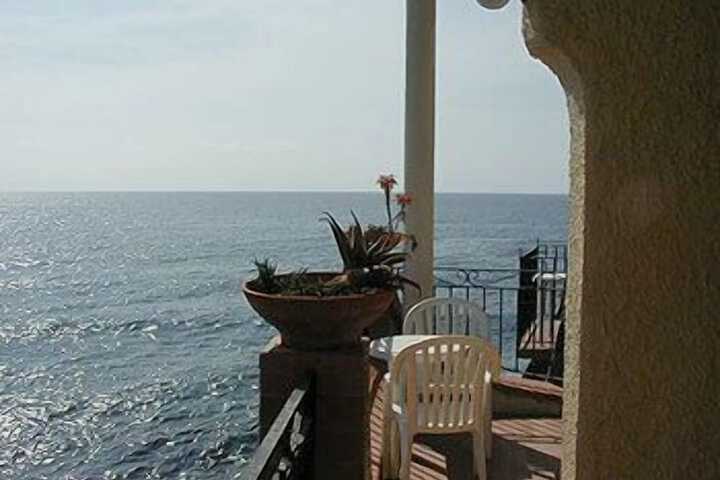 Terrace/Patio 30 of 43
