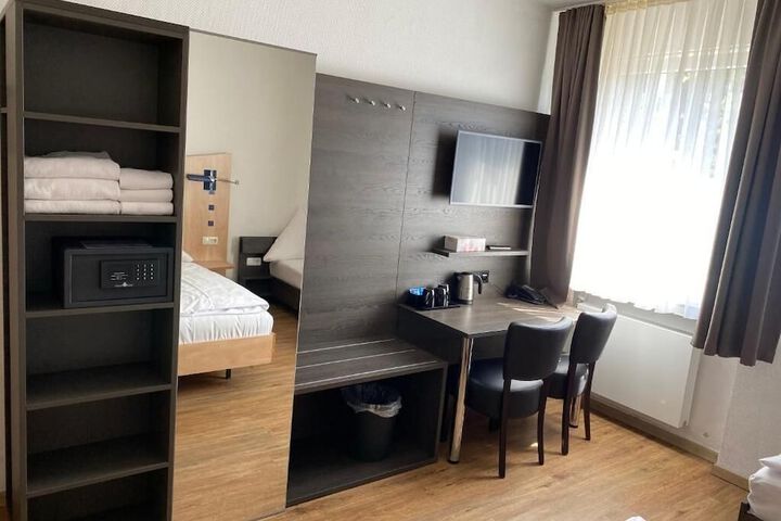 Room 31 of 59