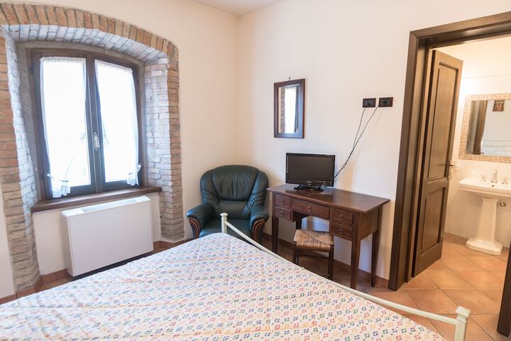 Room 64 of 113