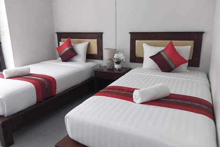 Room 3 of 71