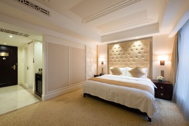 Room 40 of 99
