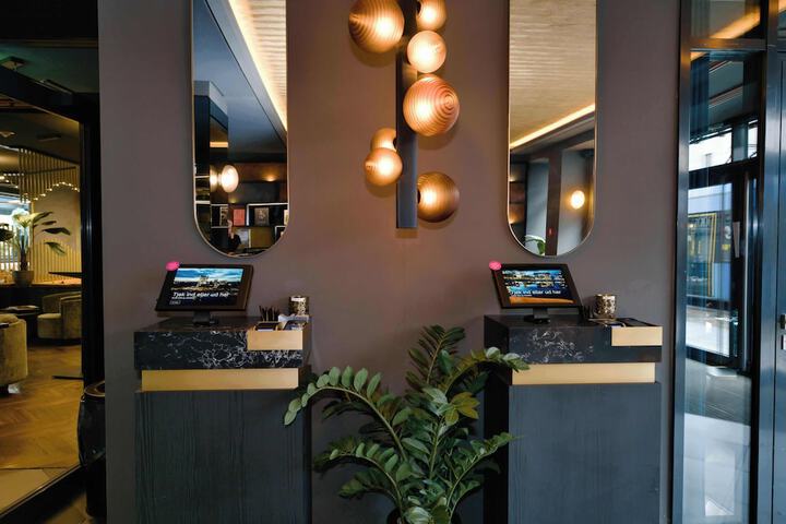 Lobby Entry
