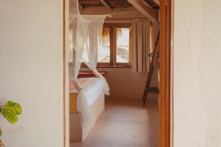 Room 43 of 80