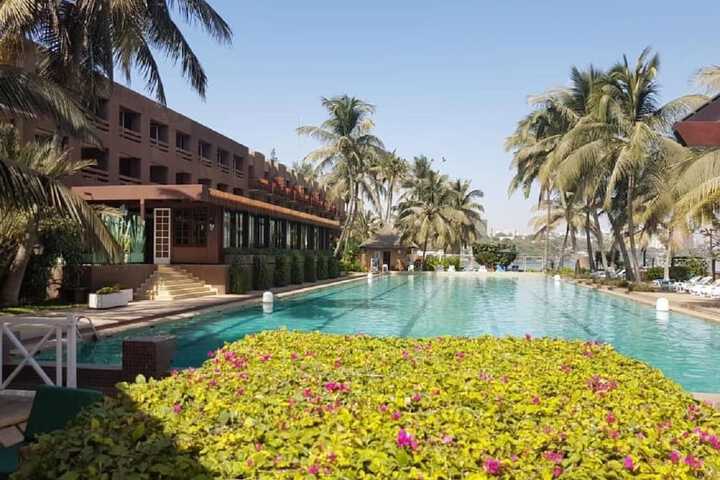 Hotel with Pool