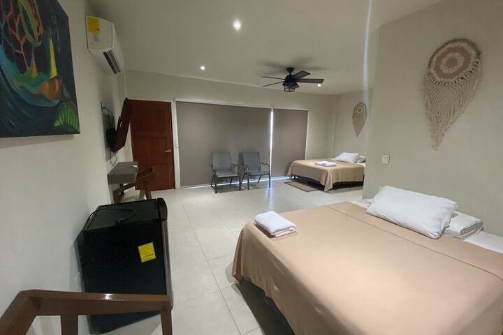 Room 13 of 73