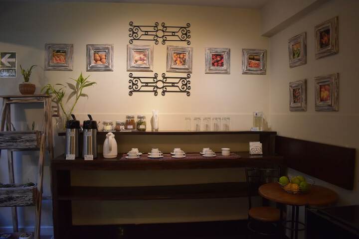Dining 61 of 108