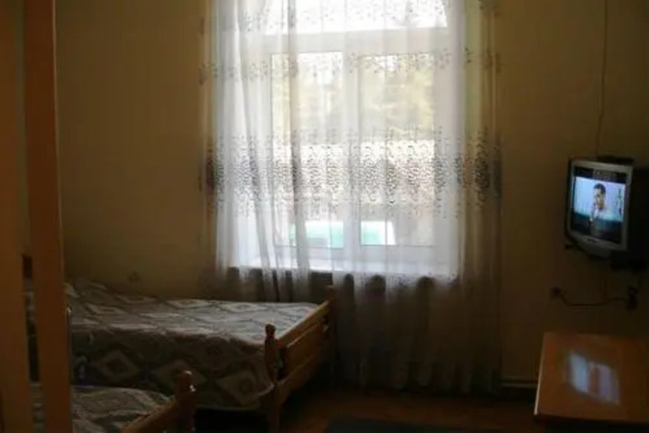 Room 3 of 11