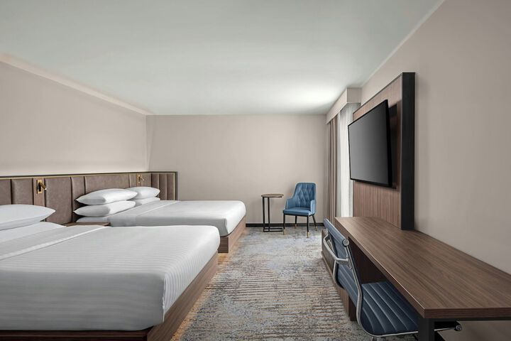 Room 12 of 40