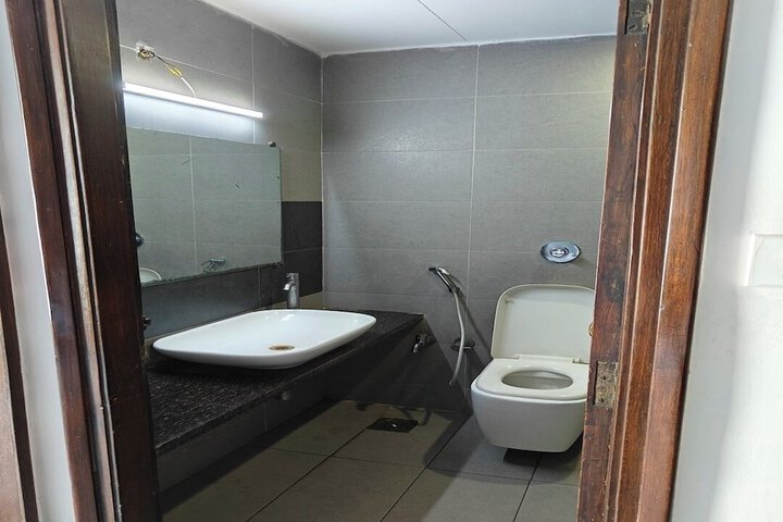 Room 26 of 45
