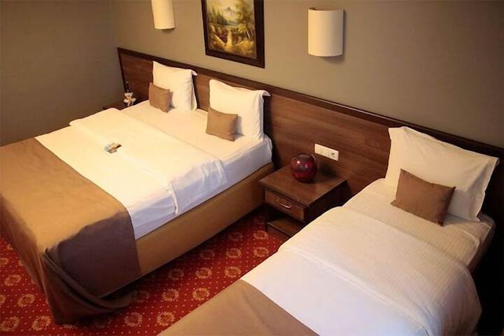 Room 20 of 44