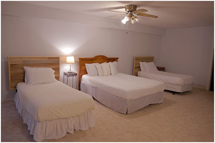 Room 133 of 400