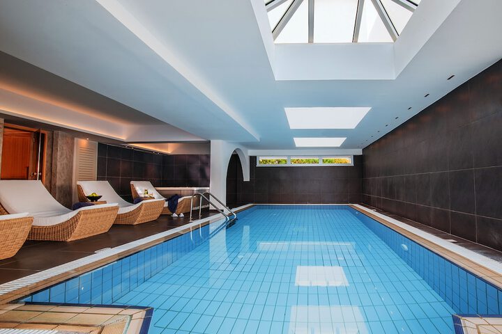 Pool 56 of 110
