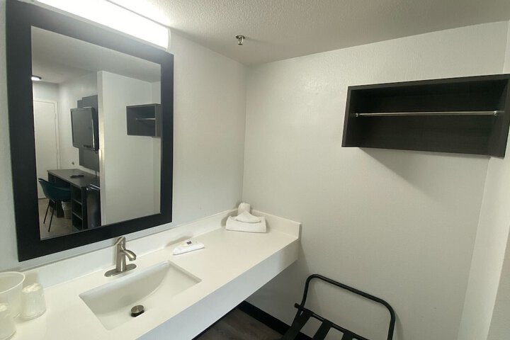 Room 29 of 51