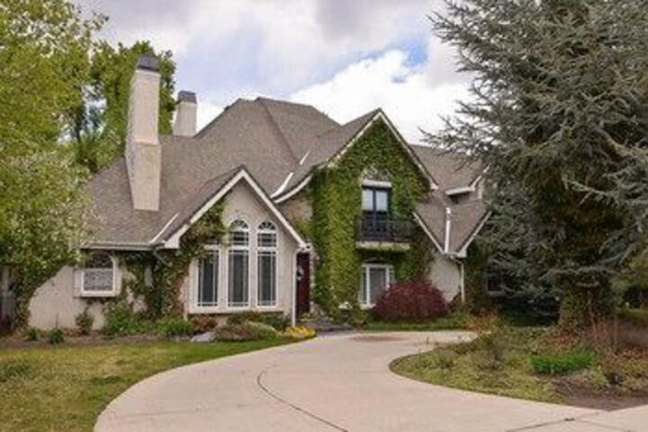 Exterior of Utahs Best Vacation Rentals - Cottonwood Heights