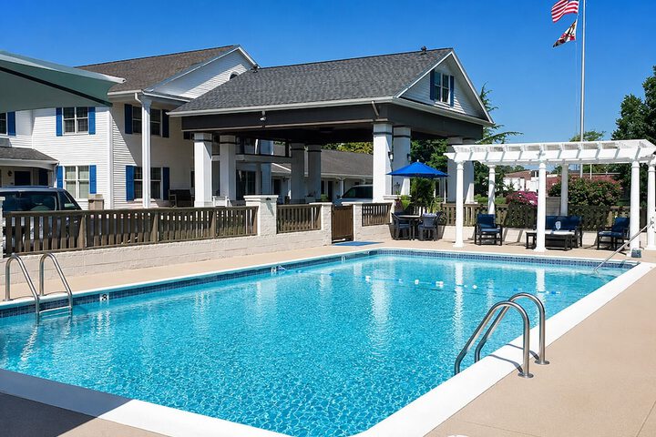 Pool Hotel