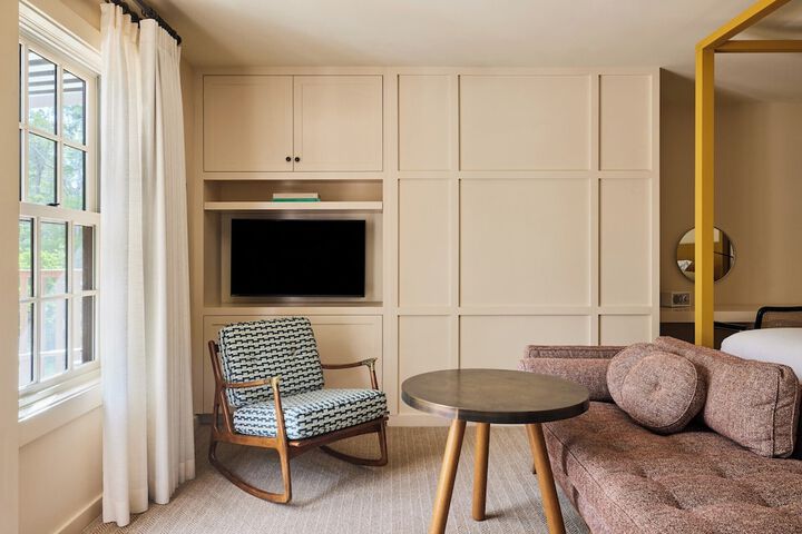 Room 21 of 124