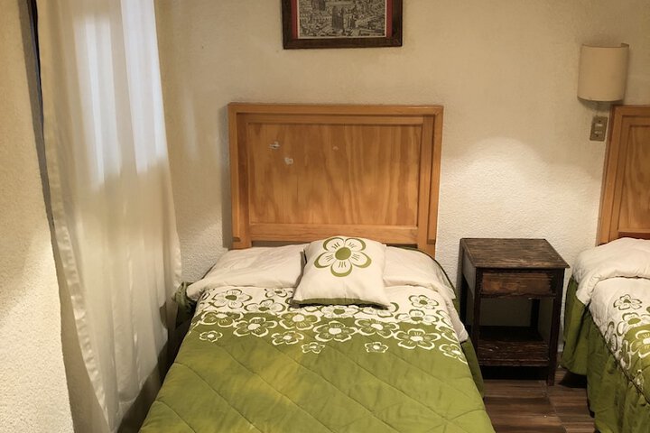 Room 33 of 44