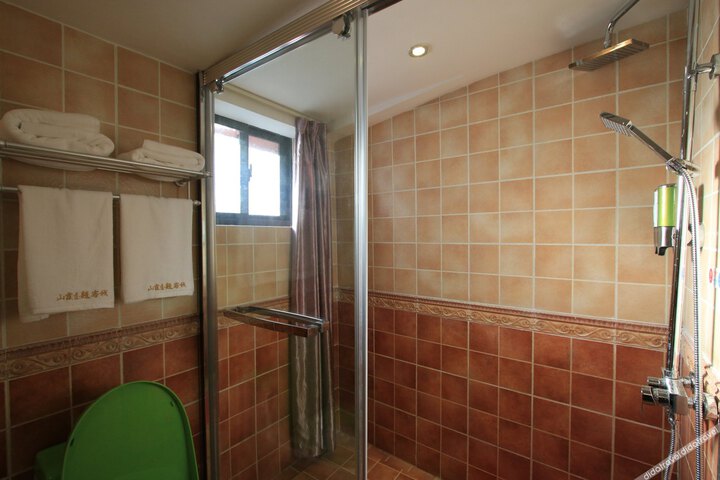 General 18 of 102