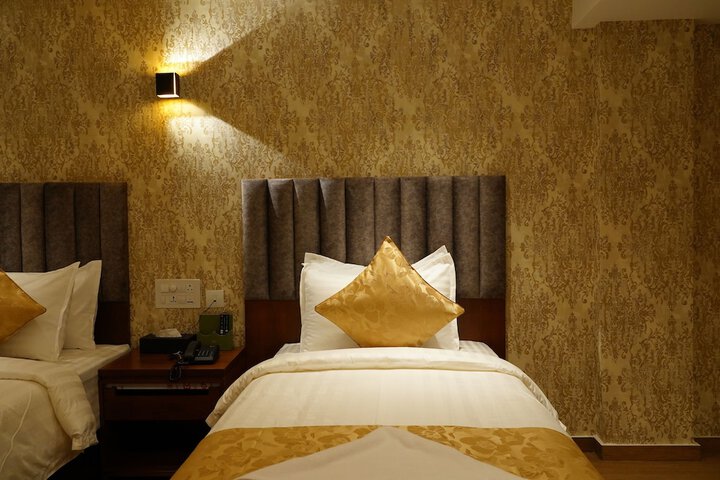Room 17 of 87