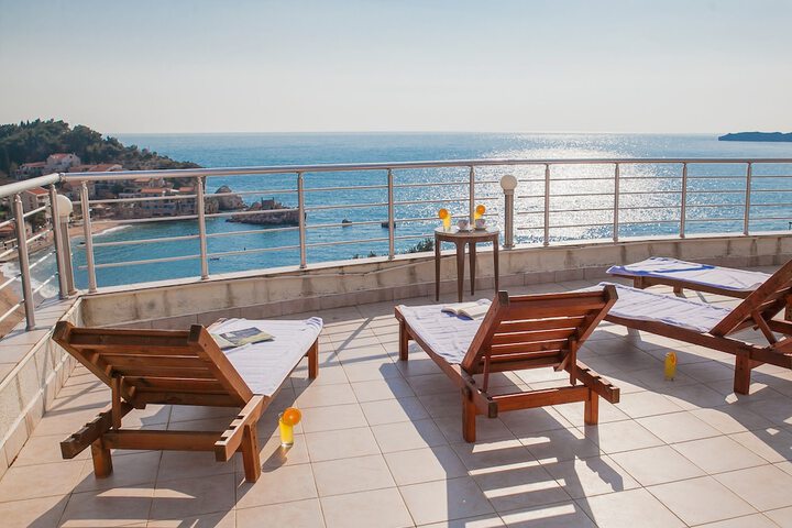 Terrace/Patio 107 of 132