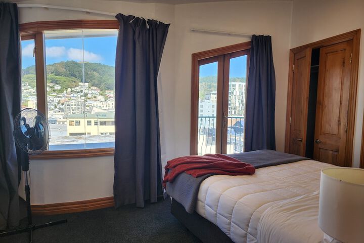 Room 29 of 129
