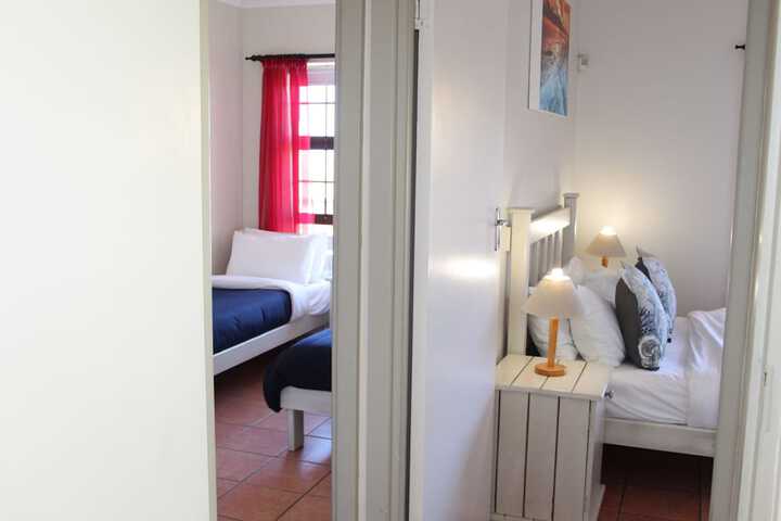 Room 10 of 163