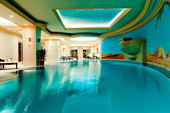Pools & Facilities