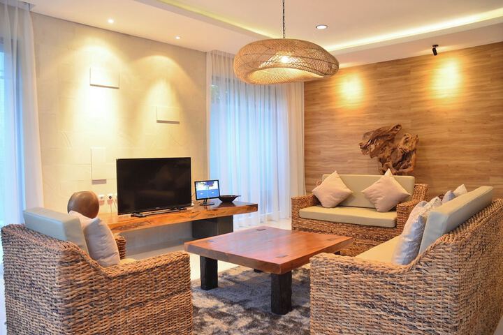 Room 14 of 48