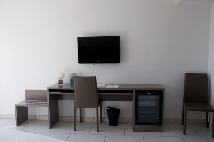 Room 13 of 41