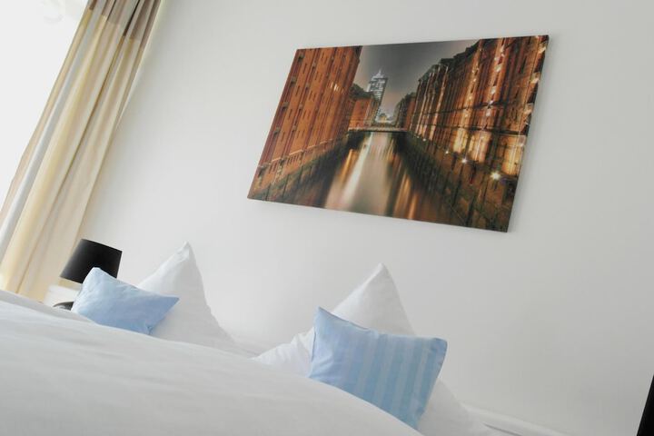 Room 7 of 39