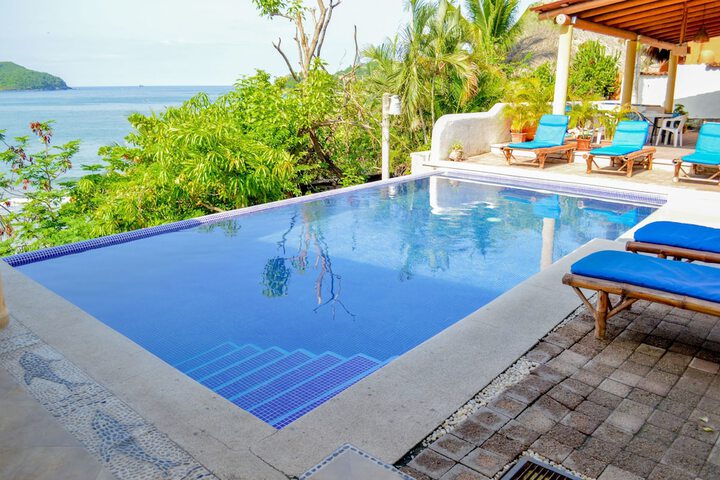 Pool 61 of 71