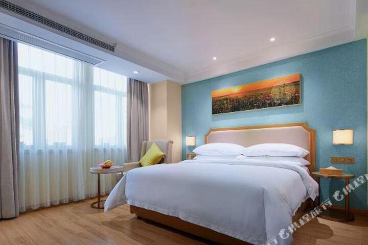 Vienna 3 Best Hotel (Nanning Dongming Road)